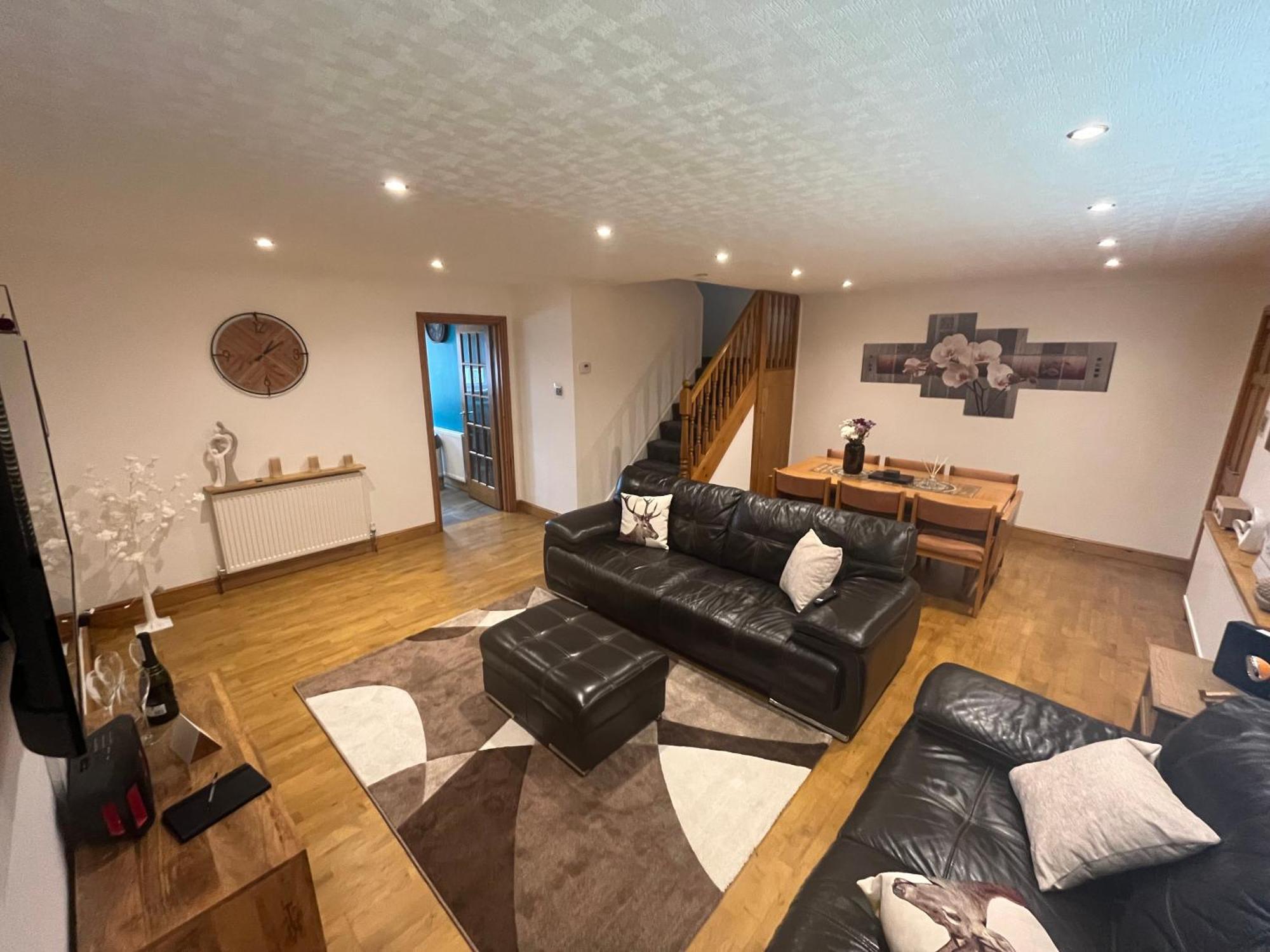 Wilford Charm Spacious 3Br Retreat In นอตติงแฮม ภายนอก รูปภาพ